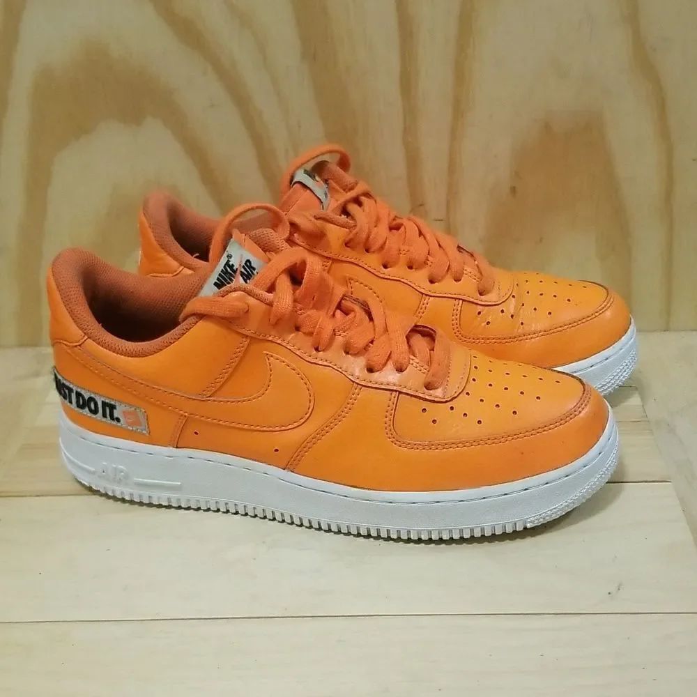 Nike Air Force 1 Low " Just Do It" Total Orange Men's 9, Wmn's 10.5